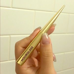 Hourglass Confession Ultra Slim Lipstick